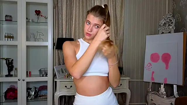 AnneFoxy online show from October 2025 07:31:02 AM