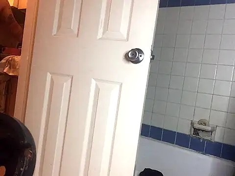 Snapshot of fatboyjayohh126 chatting on December 2024 10:43:01 PM fatboyjayohh126 online show from December 2024 10:43:01 PM