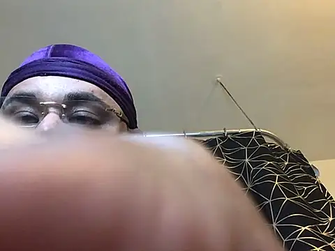 Snapshot of fatboyjayohh126 chatting on December 2024 04:12:01 AM fatboyjayohh126 online show from December 2024 04:12:01 AM