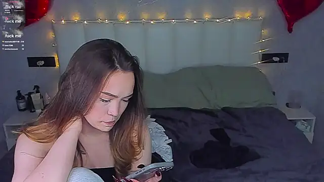 Snapshot of Evia_r0se chatting on February 2026 02:05:02 PM Evia r0se online show from February 2026 02:05:02 PM