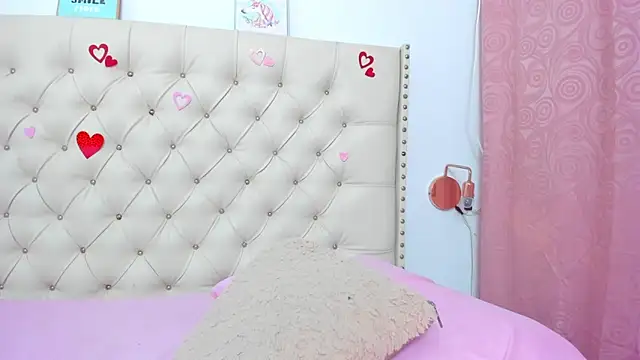 Snapshot of Kim_Eli chatting on February 2025 02:32:02 AM Kim Eli online show from February 2025 02:32:02 AM