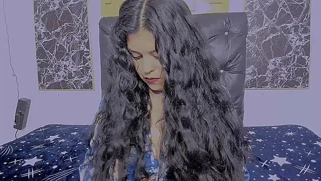 Snapshot of scarlett_w0lf chatting on February 2026 02:43:02 PM scarlett w0lf online show from February 2026 02:43:02 PM