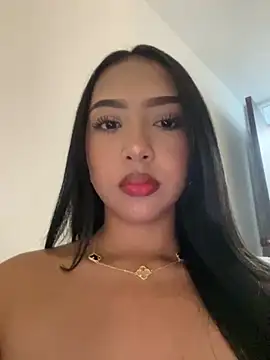 SOPHIACANDY19  online show from October 2025 09:59:01 PM