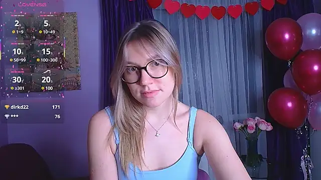 Snapshot of TaylorBre chatting on March 2025 06:22:01 PM TaylorBre online show from March 2025 06:22:01 PM