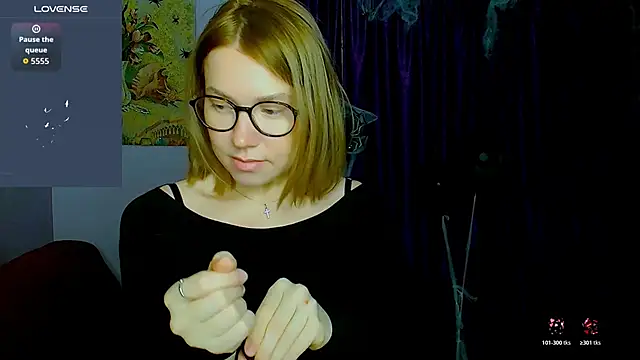 TaylorBre online show from November 2025 06:44:01 AM