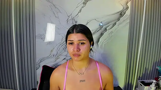 Snapshot of venusowen_ chatting on July 2026 01:31:01 PM venusowen online show from July 2026 01:31:01 PM