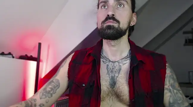 Snapshot of MateoHunk chatting on December 2024 07:48:02 PM MateoHunk online show from December 2024 07:48:02 PM