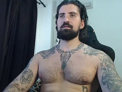 Snapshot of MateoHunk chatting on September 2025 10:47:01 AM MateoHunk online show from September 2025 10:47:01 AM