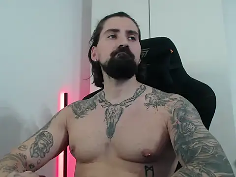 Snapshot of MateoHunk chatting on September 2025 09:03:01 AM MateoHunk online show from September 2025 09:03:01 AM