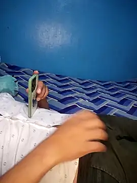 alexchir4 online show from February 2026 06:00:02 AM