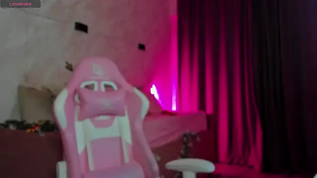 Snapshot of Kira_yoon chatting on January 2026 12:45:02 AM Kira yoon online show from January 2026 12:45:02 AM