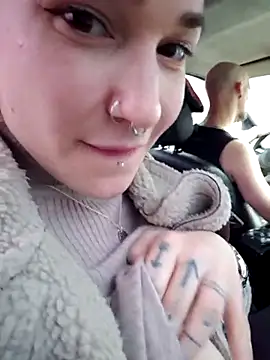 Snapshot of FoxRineHelen chatting on February 2025 12:23:02 PM FoxRineHelen online show from February 2025 12:23:02 PM