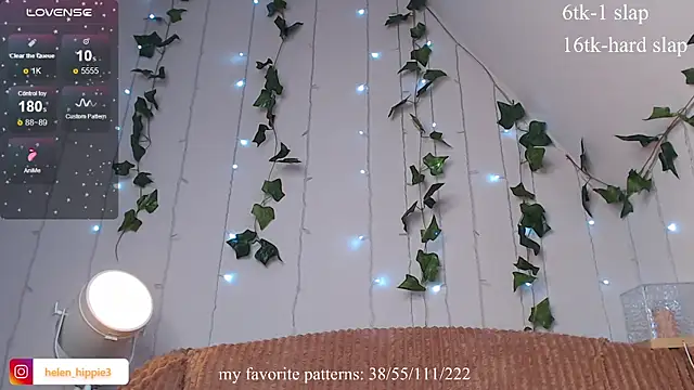 Snapshot of FoxRineHelen chatting on October 2025 02:51:02 PM FoxRineHelen online show from October 2025 02:51:02 PM