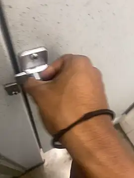 Snapshot of zeekBbc chatting on February 2025 08:33:01 PM zeekBbc online show from February 2025 08:33:01 PM