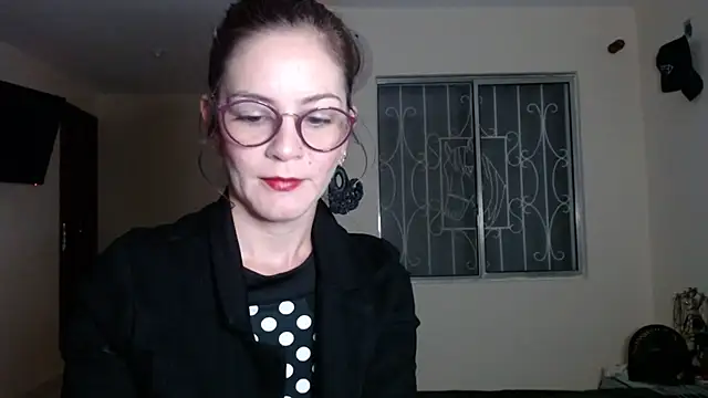 Snapshot of Hanny_24 chatting on December 2024 09:14:02 AM Hanny 24 online show from December 2024 09:14:02 AM