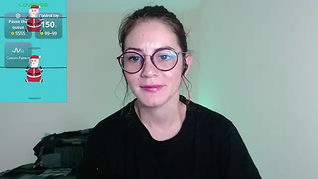 Snapshot of Hanny_24 chatting on December 2024 08:28:02 AM Hanny 24 online show from December 2024 08:28:02 AM