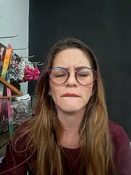 Snapshot of Hanny_24 chatting on February 2025 08:04:01 AM Hanny 24 online show from February 2025 08:04:01 AM