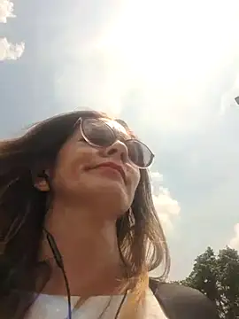 Snapshot of Hanny_24 chatting on March 2025 06:16:01 PM Hanny 24 online show from March 2025 06:16:01 PM