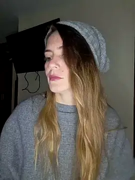 Snapshot of Hanny_24 chatting on March 2025 07:42:02 AM Hanny 24 online show from March 2025 07:42:02 AM