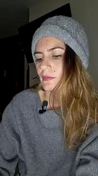 Snapshot of Hanny_24 chatting on March 2025 10:48:01 AM Hanny 24 online show from March 2025 10:48:01 AM