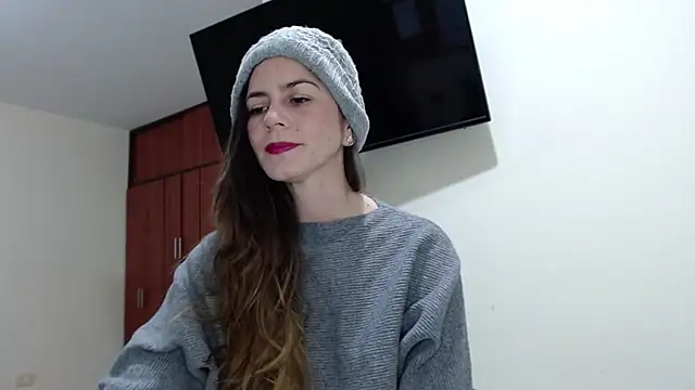 Snapshot of Hanny_24 chatting on March 2026 11:43:01 PM Hanny 24 online show from March 2026 11:43:01 PM