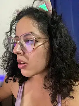 babyluna939 online show from March 2025 03:33:02 AM