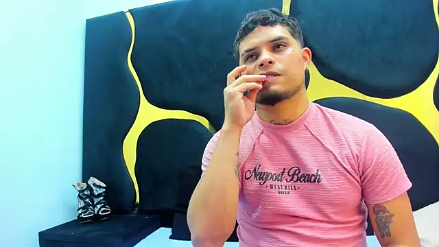 MelissaAndZeuss online show from February 2025 04:47:01 AM