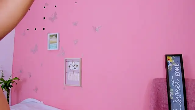 Snapshot of Amandalorense_ chatting on February 2025 06:56:02 AM Amandalorense online show from February 2025 06:56:02 AM