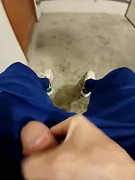 casper0303 online show from December 2025 10:33:01 AM