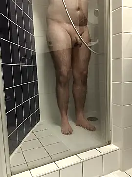 OdinWolf1990 online show from November 2025 04:50:01 PM