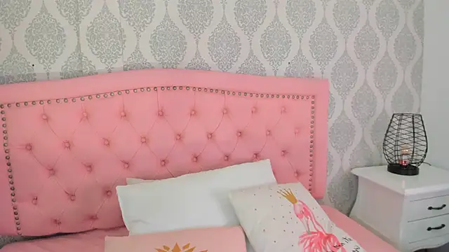 Snapshot of martina_rivera_ chatting on November 2025 12:05:02 PM martina rivera online show from November 2025 12:05:02 PM