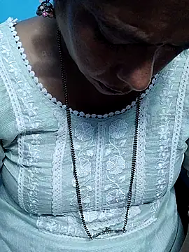 Urmila bhabhii online show from September 2025 04:49:01 AM