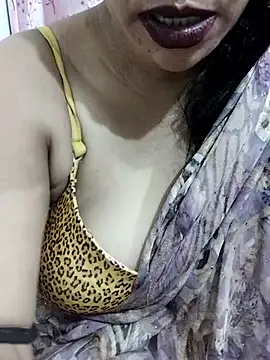 Snapshot of Urmila_bhabhii chatting on May 2026 03:20:02 PM Urmila bhabhii online show from May 2026 03:20:02 PM