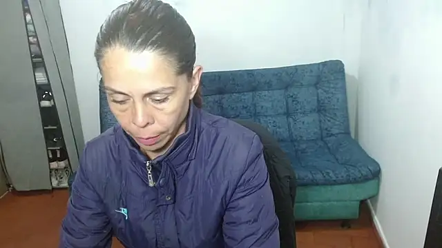 Marilyn xxxx online show from March 2025 02:03:01 AM