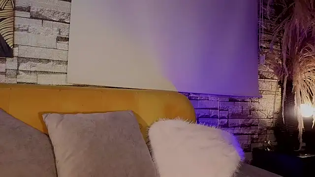 Estrella05  online show from February 2026 05:58:02 AM