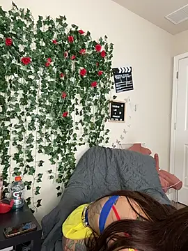 Snapshot of butterflybootyy chatting on November 2025 02:30:01 PM butterflybootyy online show from November 2025 02:30:01 PM