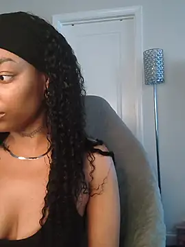 Snapshot of butterflybootyy chatting on August 2026 01:02:02 PM butterflybootyy online show from August 2026 01:02:02 PM