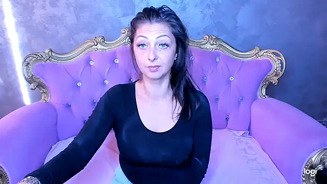 DivinSandra online show from September 2025 06:06:02 AM