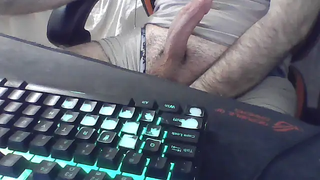 Snapshot of squiddy_69 chatting on October 2025 12:43:01 AM squiddy 69 online show from October 2025 12:43:01 AM