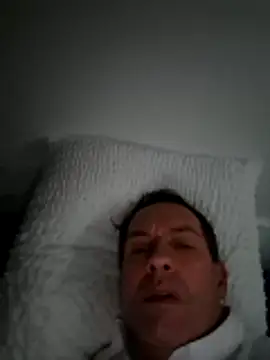 Snapshot of bagoulo chatting on December 2025 02:04:01 PM bagoulo online show from December 2025 02:04:01 PM