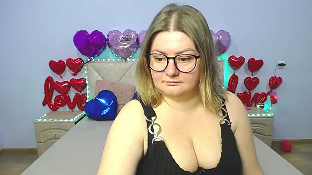 ZannaDreil online show from February 2025 07:03:01 PM