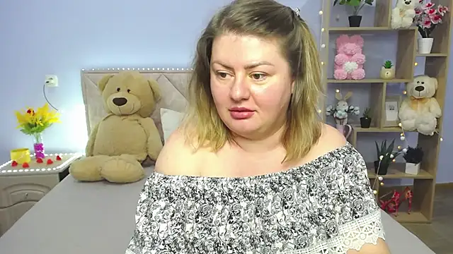 ZannaDreil online show from March 2025 10:20:01 PM