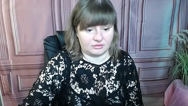 ZannaDreil online show from September 2025 06:19:01 PM