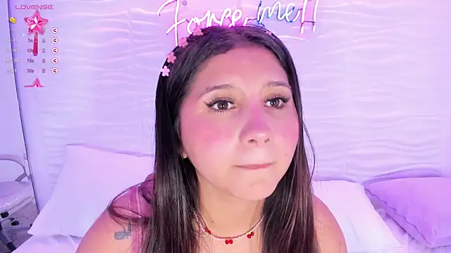 AvyMilton online show from January 2025 02:50:01 PM