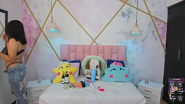 lizortiz online show from September 2025 09:48:02 PM