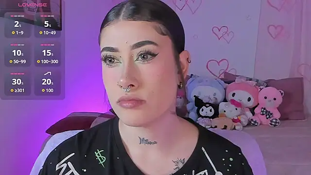 Snapshot of melody_suarez chatting on November 2025 10:53:02 PM melody suarez online show from November 2025 10:53:02 PM