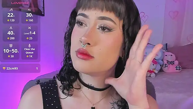 Snapshot of melody_suarez chatting on November 2025 11:20:02 PM melody suarez online show from November 2025 11:20:02 PM