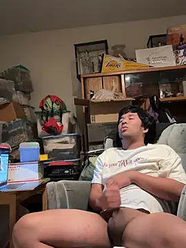 Snapshot of bigasianloads25 chatting on December 2024 06:52:02 AM bigasianloads25 online show from December 2024 06:52:02 AM