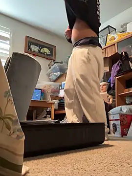 Snapshot of bigasianloads25 chatting on January 2025 11:01:02 PM bigasianloads25 online show from January 2025 11:01:02 PM