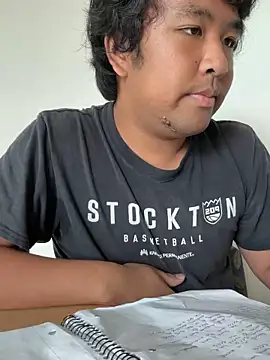 Snapshot of bigasianloads25 chatting on March 2025 10:06:01 PM bigasianloads25 online show from March 2025 10:06:01 PM